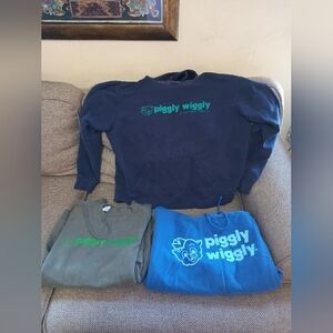 Piggly Wiggly Sweatshirt Bundle Size Large